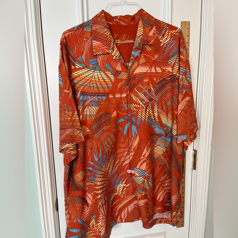 Tommy Bahama silk button down shirt, Sz XXL